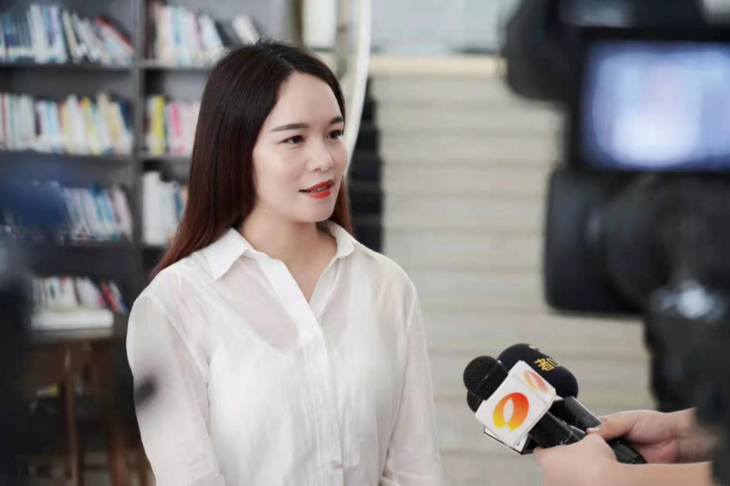 陈平，原休闲服务与管理专业2009届毕业生，曾任大有数字资源有限责任公司湖南分公司董事长，湖南省青联第十一届委员会委员。